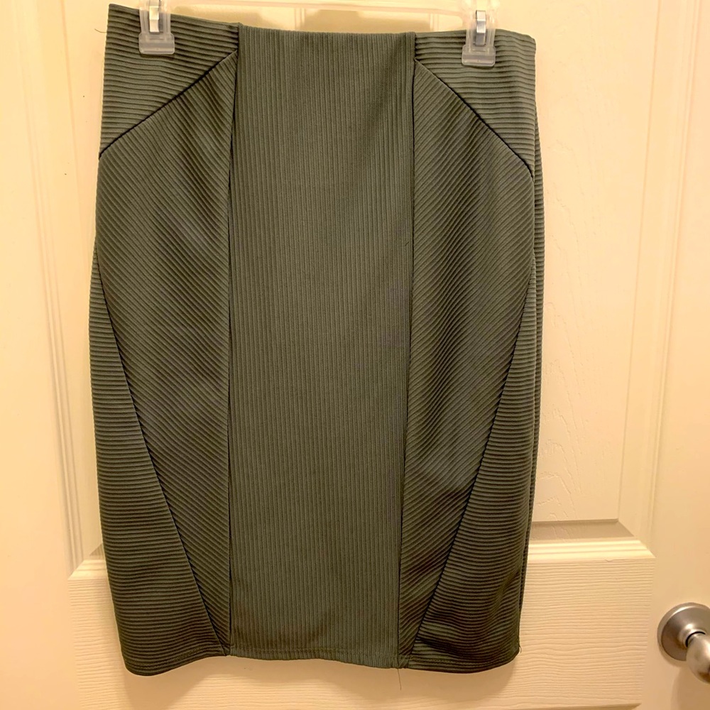 Olive green pencil skirt!